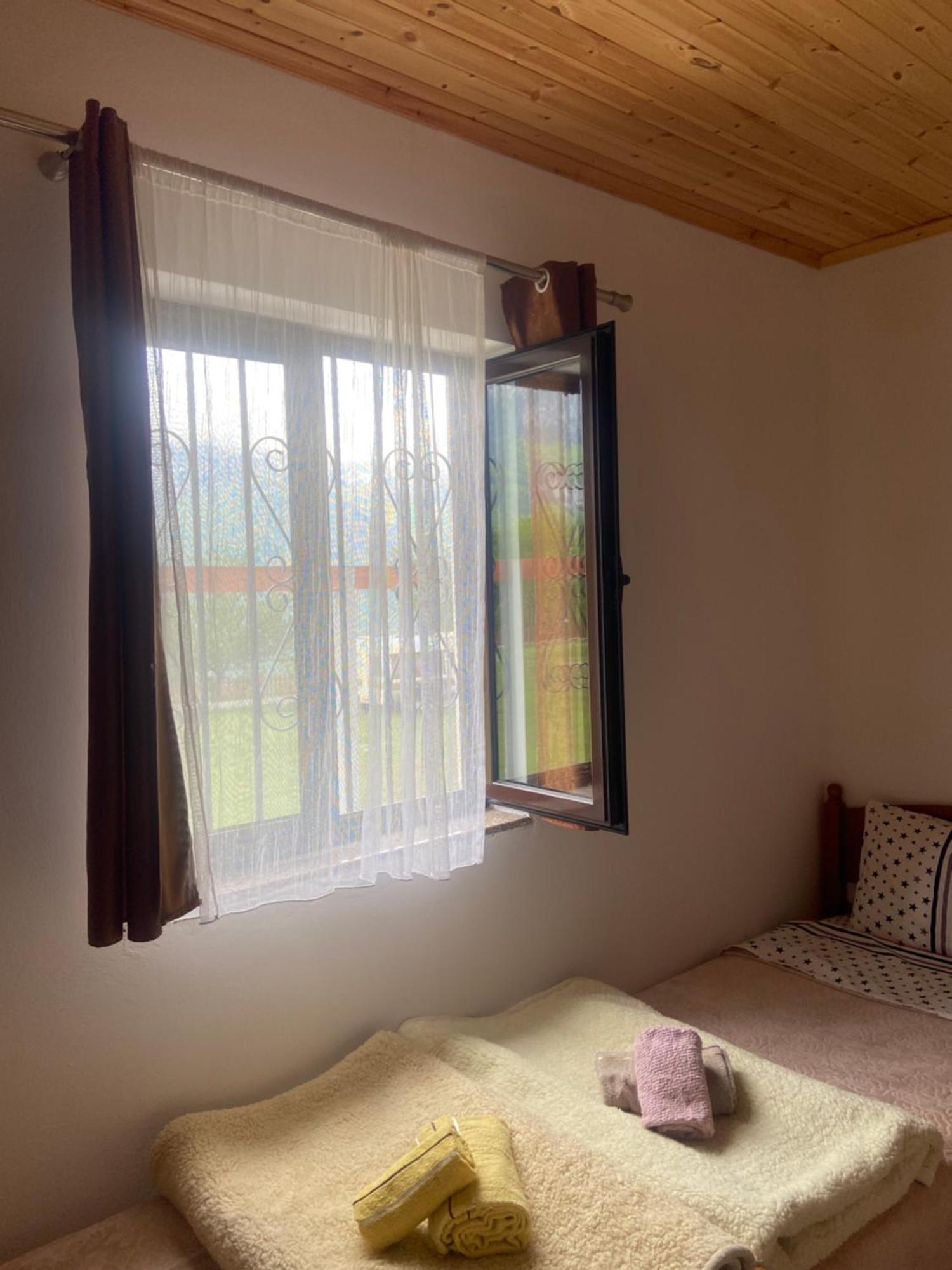 Guesthouse Freskia Theth Esterno foto