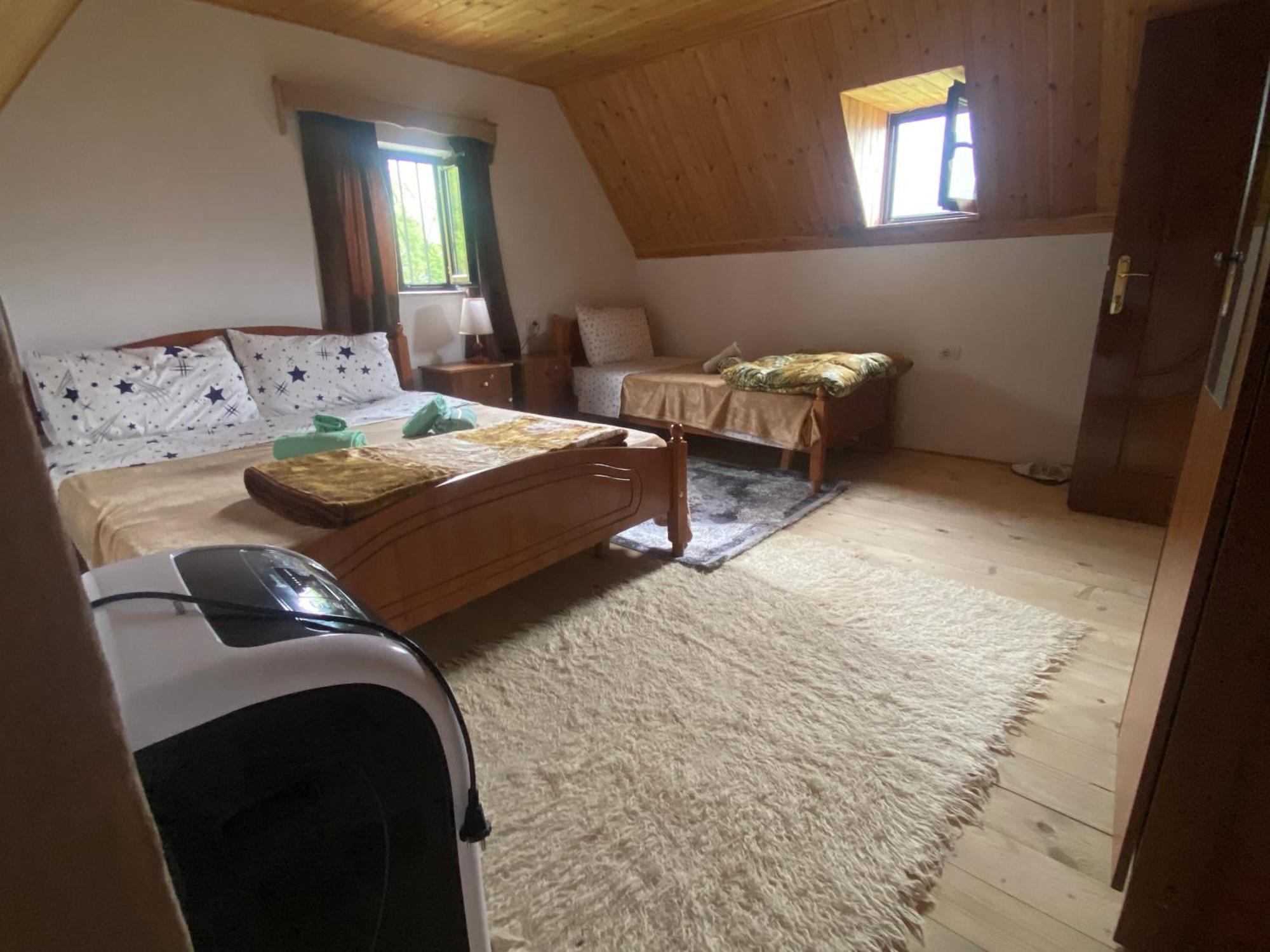 Guesthouse Freskia Theth Esterno foto